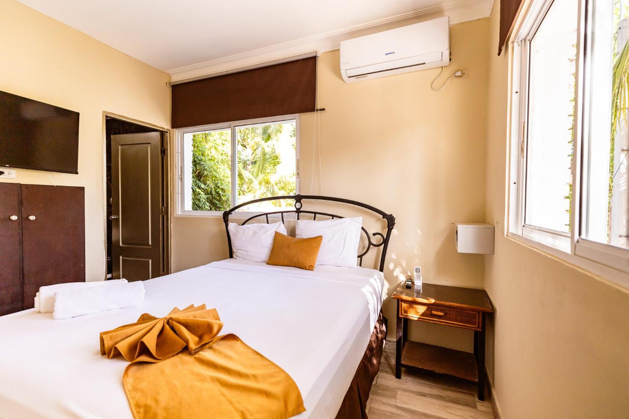 Hostal Las Rosas De Пунта-Кана Екстер'єр фото