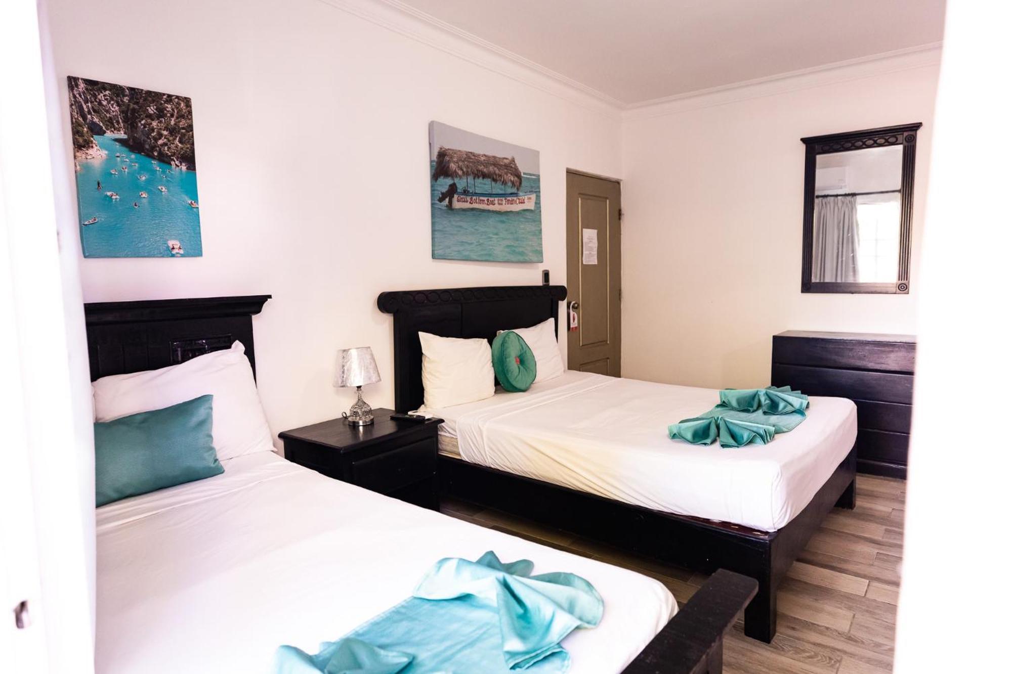 Hostal Las Rosas De Пунта-Кана Екстер'єр фото