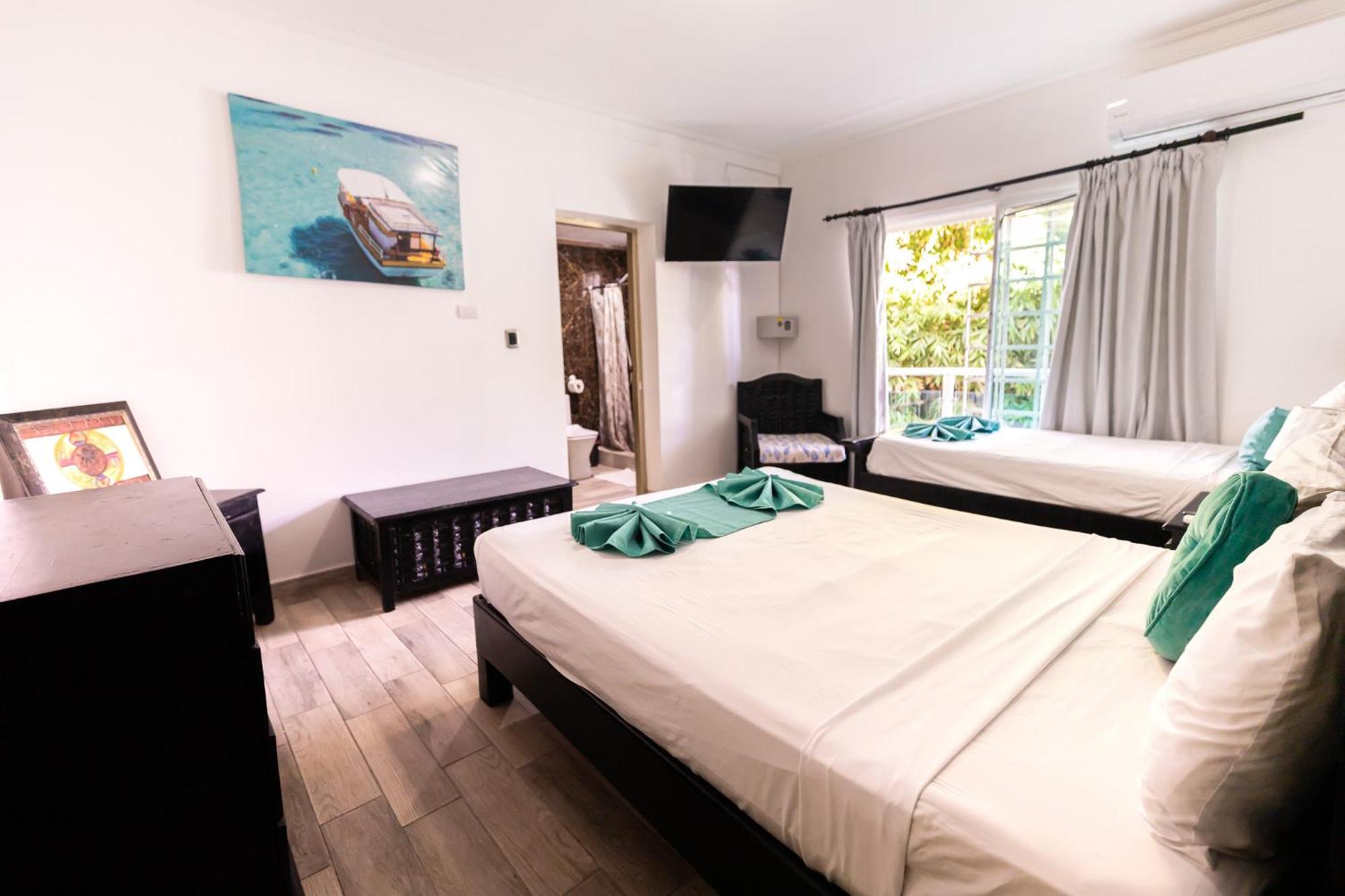 Hostal Las Rosas De Пунта-Кана Екстер'єр фото